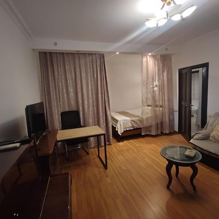 Apartments On Sayat-Nova 14 Yerevan Exterior photo