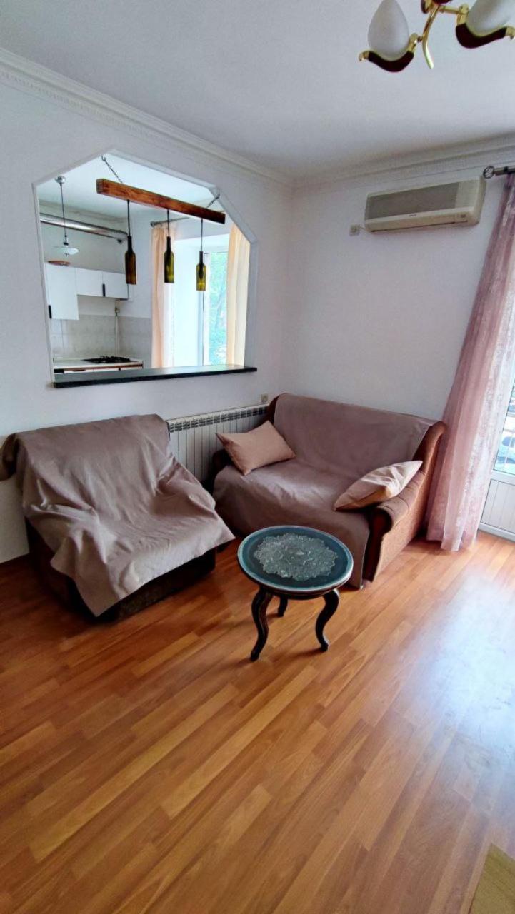 Apartments On Sayat-Nova 14 Yerevan Exterior photo